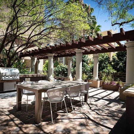 Woodland Hills Luxury Apt 2 Bed Ca Los Angeles Luaran gambar